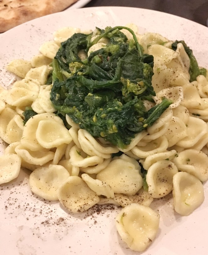 Orecchiette con cime de rape